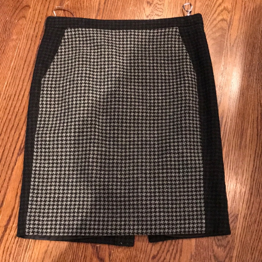 Wool blend pencil skirt